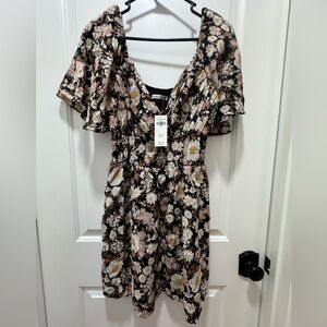 NWT Abercrombie Floral Short Sleeve Dress